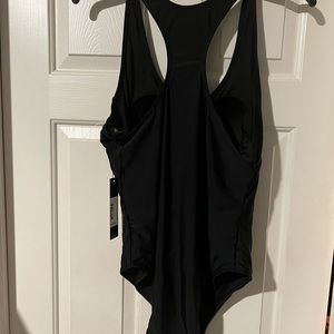 Nicole Miller Women’s Bathing Suit Plus Size. 2X. NWT